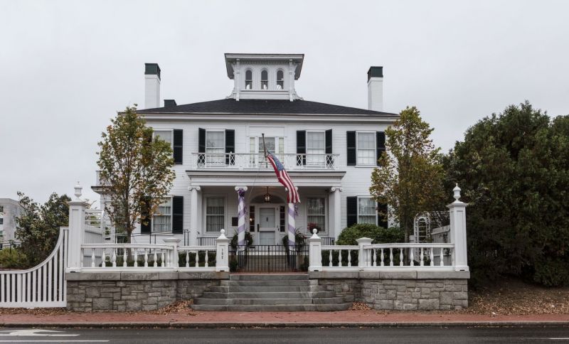 Fichier:Sealand Governor House.jpeg